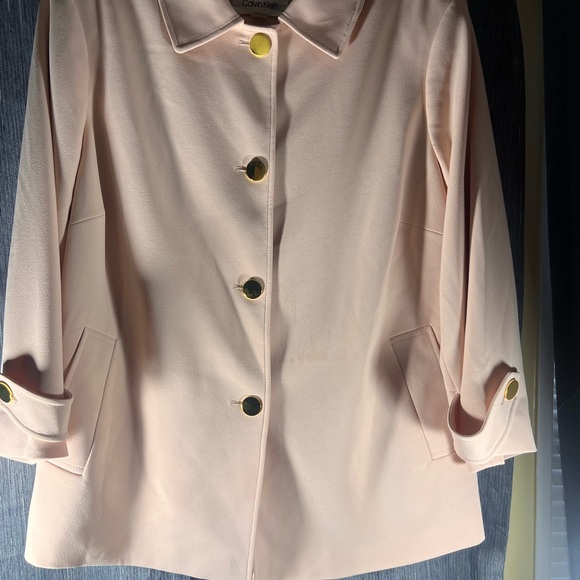 Calvin Klein Blush Color Blazer accented with Gold Buttons. Size 18W - Picture 3 of 5